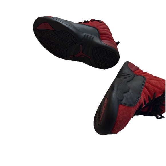Nike Air Jordan 12 Retro - Kids Size 2.5Y - 'Reverse Flu Game' Sneakers NO BOX - Picture 10 of 16